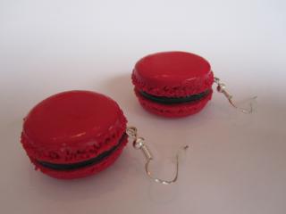 http://atelier-creatif.cowblog.fr/images/BouclesdoreillesMacaronroseetnoir.jpg